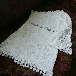 Asymmetrical White Lace Wedding Photo Dress